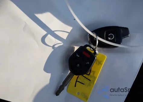 2016 Subaru Crosstrek 2.0I Premium z USA, uszkodzony, nr VIN JF2GPABC7G8225231